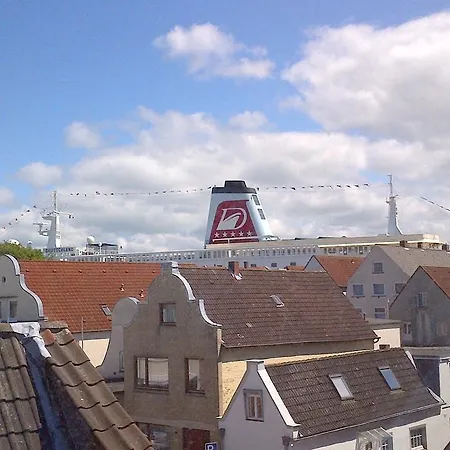 Möwenflug * Lübeck